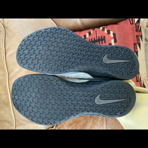 Mens Nike Metcon Shoes - Picture 4 of 4